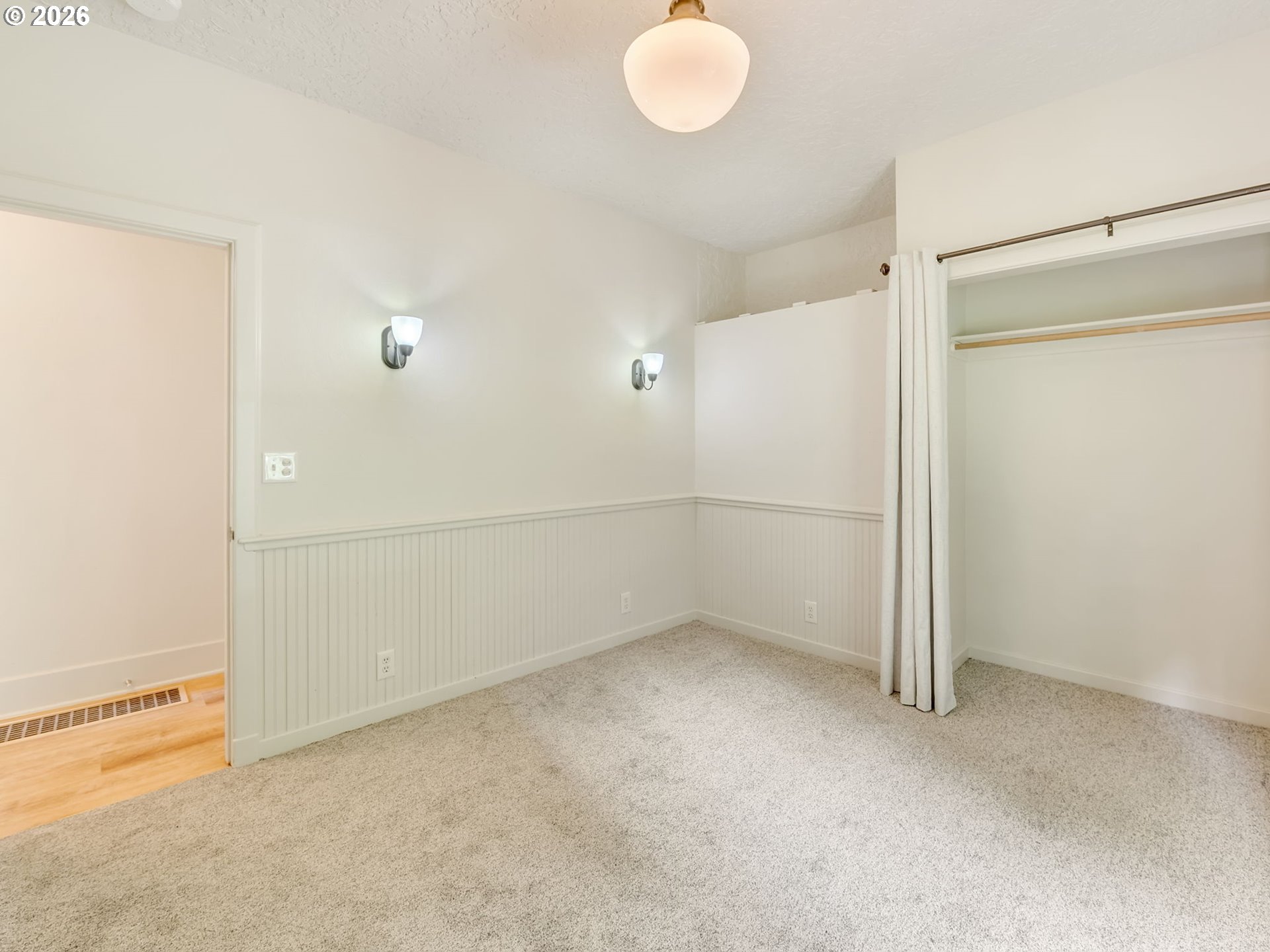 4405 Commercial St Property Photo 33