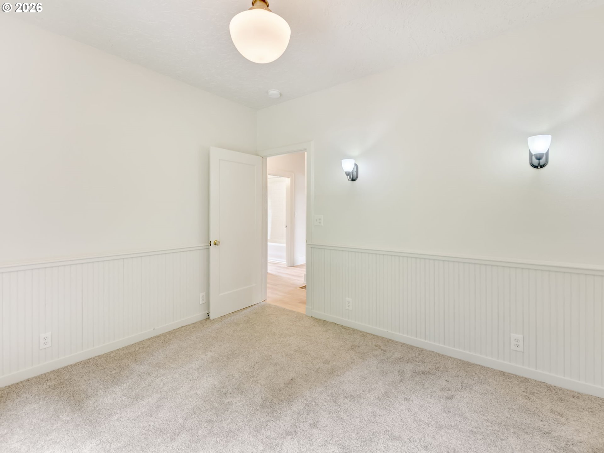 4405 Commercial St Property Photo 35