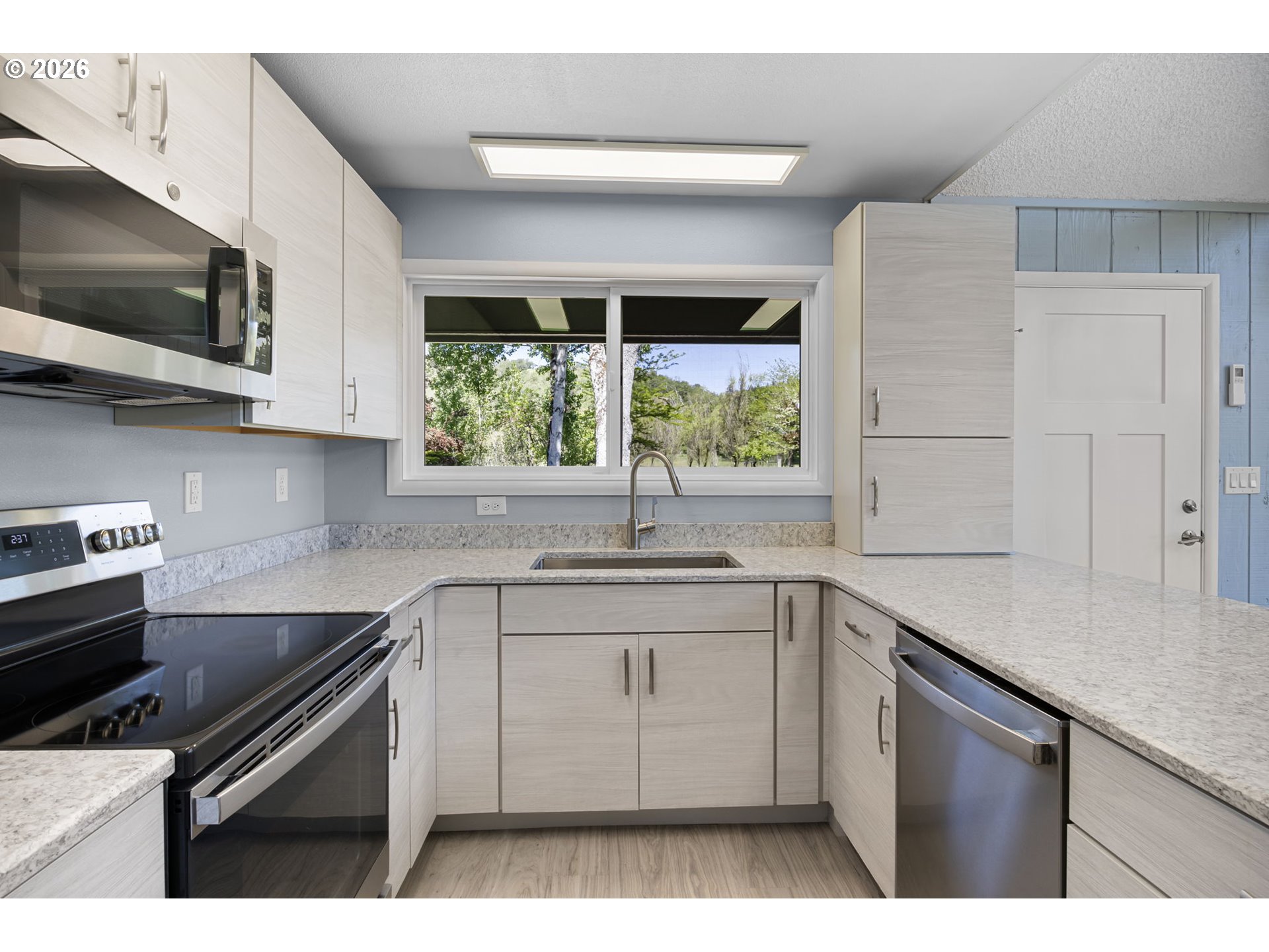 6771 N Bank Rd Property Photo 27