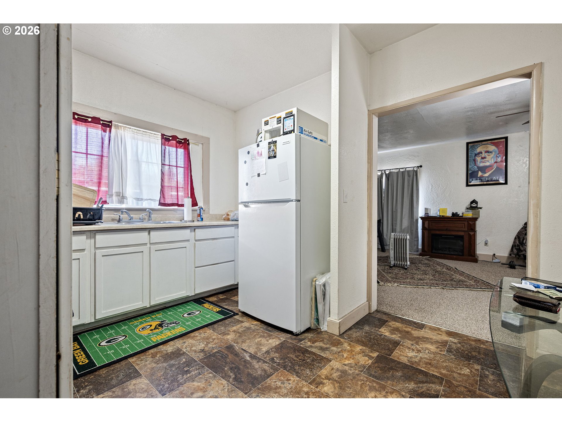 924 Main St Property Photo 13