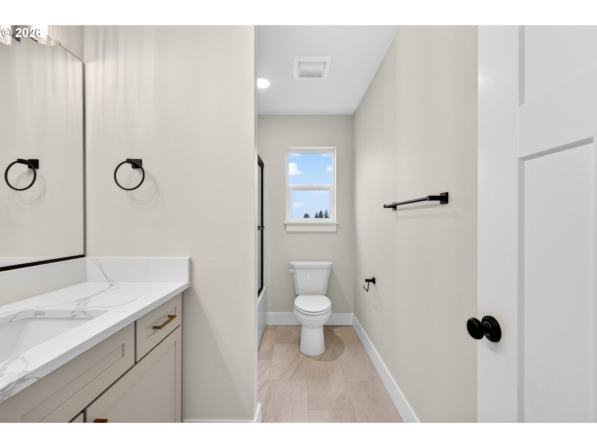 2039 E Otter Loop Property Photo 40
