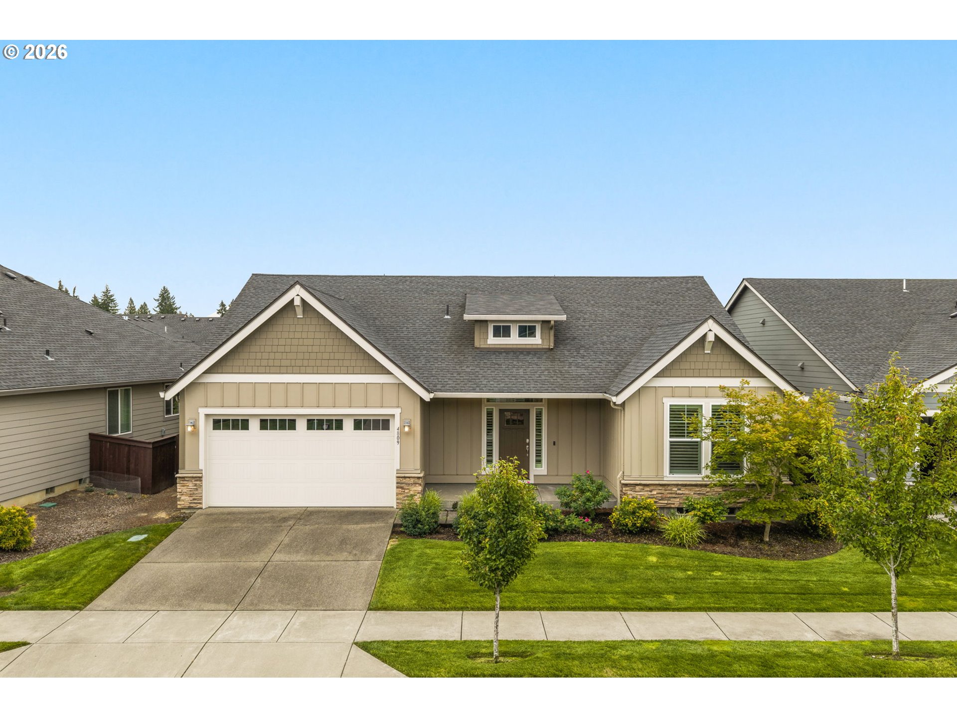 4809 S 16th Dr Property Photo 1
