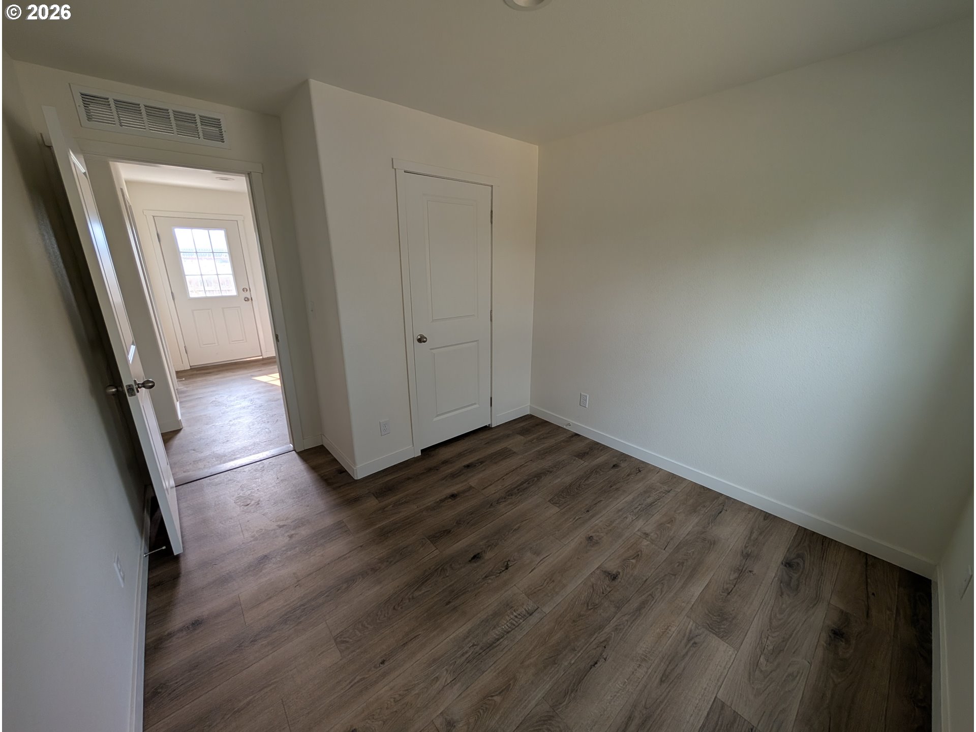 1302 Jackson Ave Property Photo 13