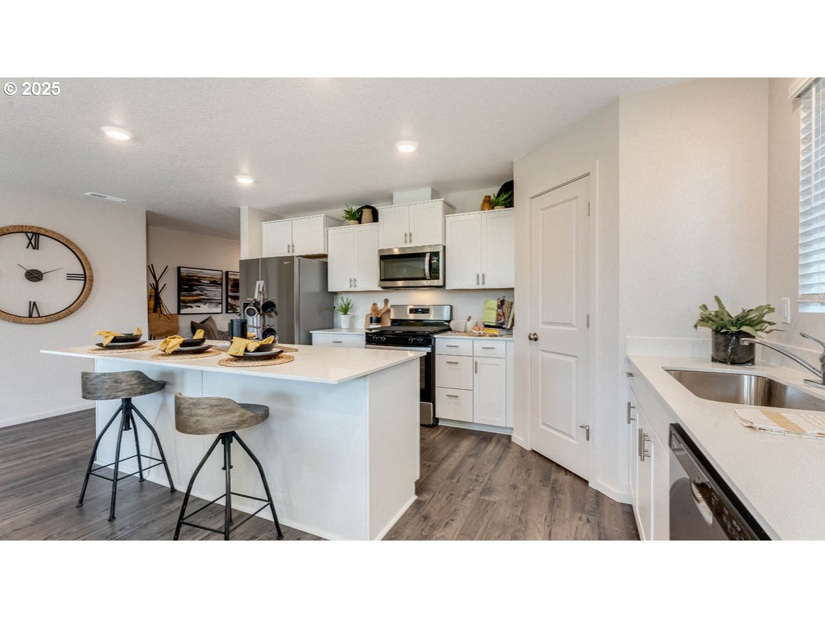4928 Elvis Ave Ne Property Photo 11