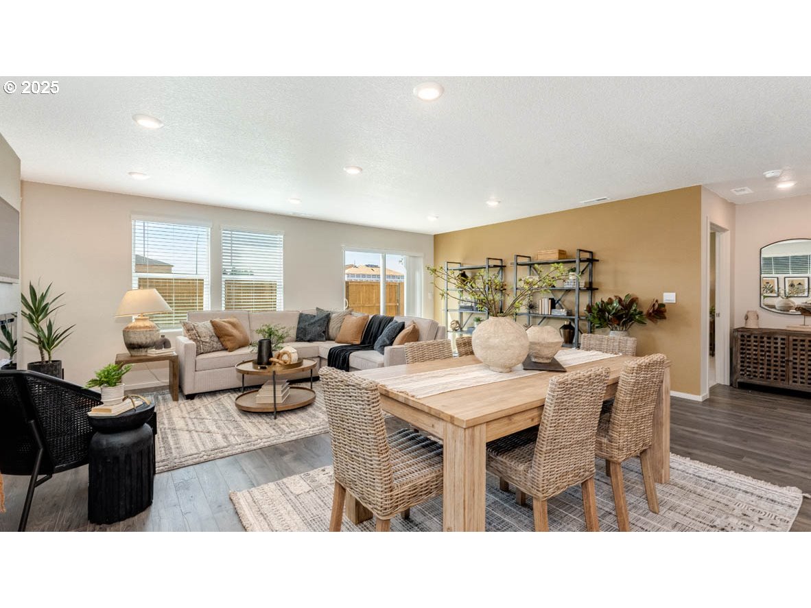 4928 Elvis Ave Ne Property Photo 15