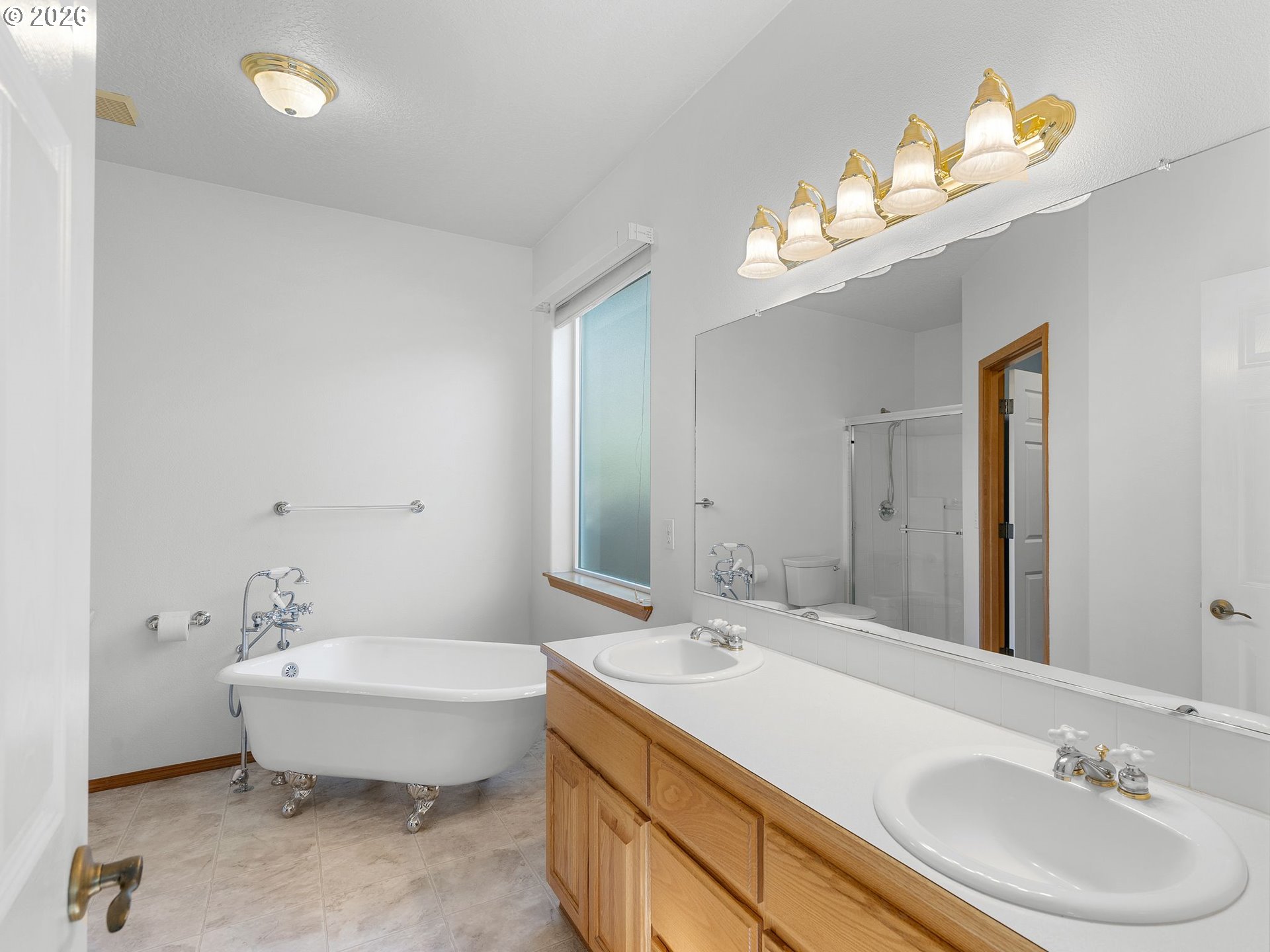 3130 N Ivy Dr Property Photo 16