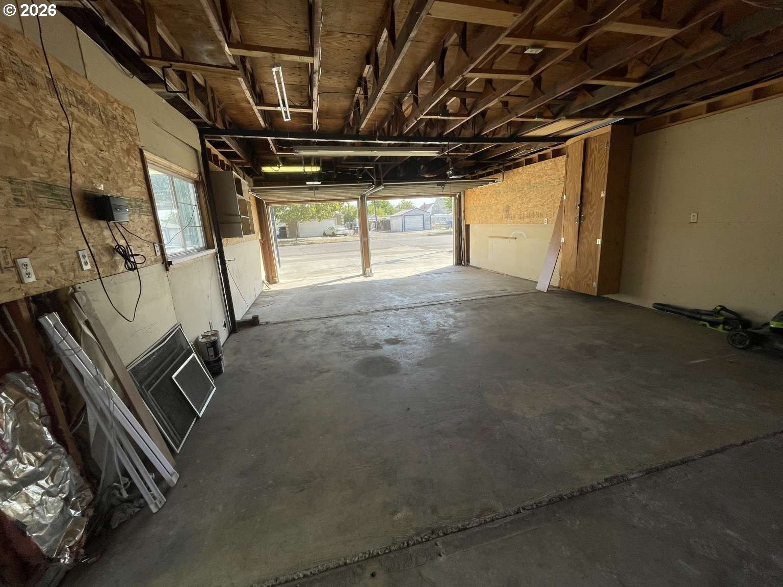 1102 W Margaret St Property Photo 35