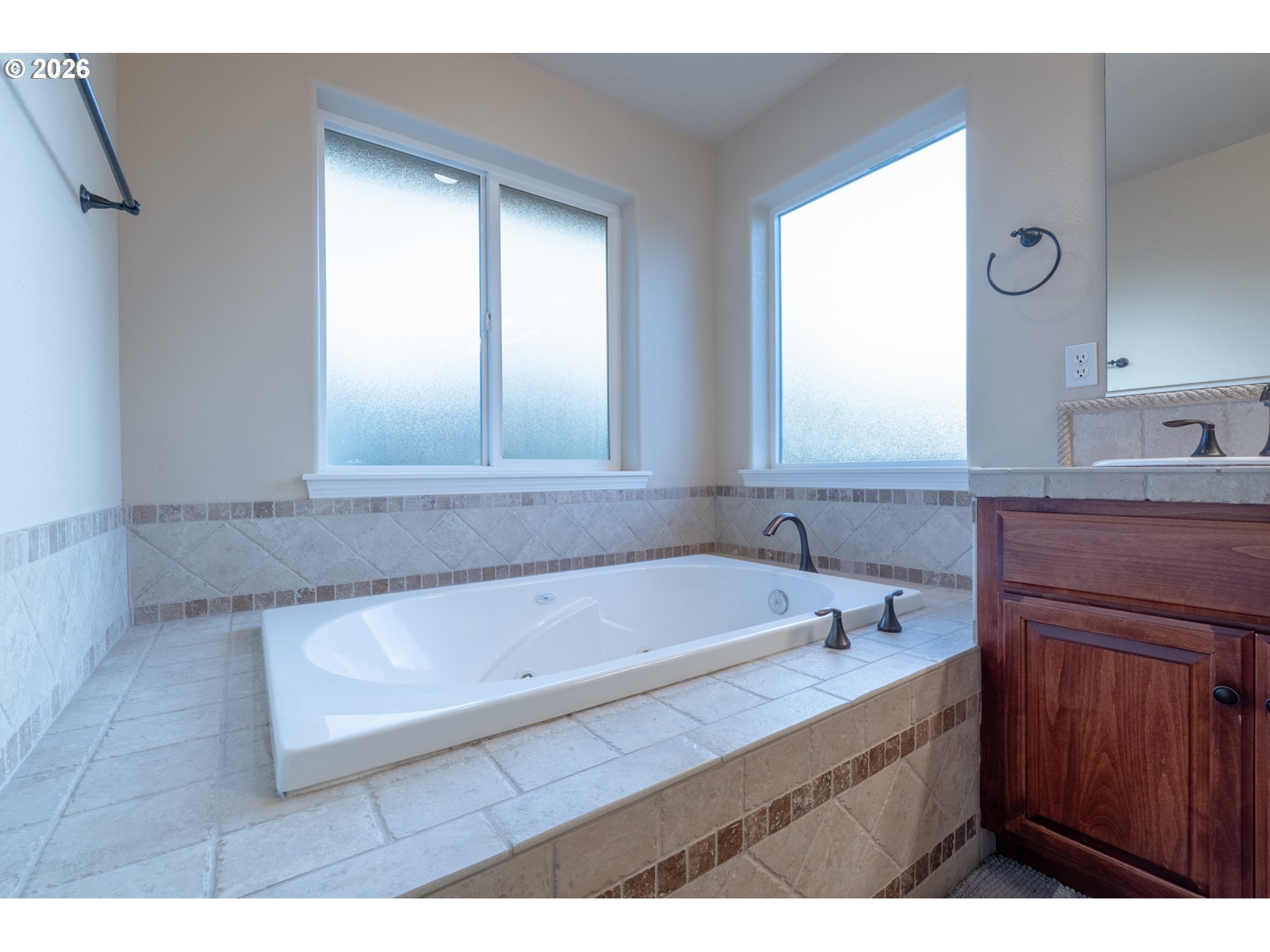 2558 Golfview Ave Property Photo 40