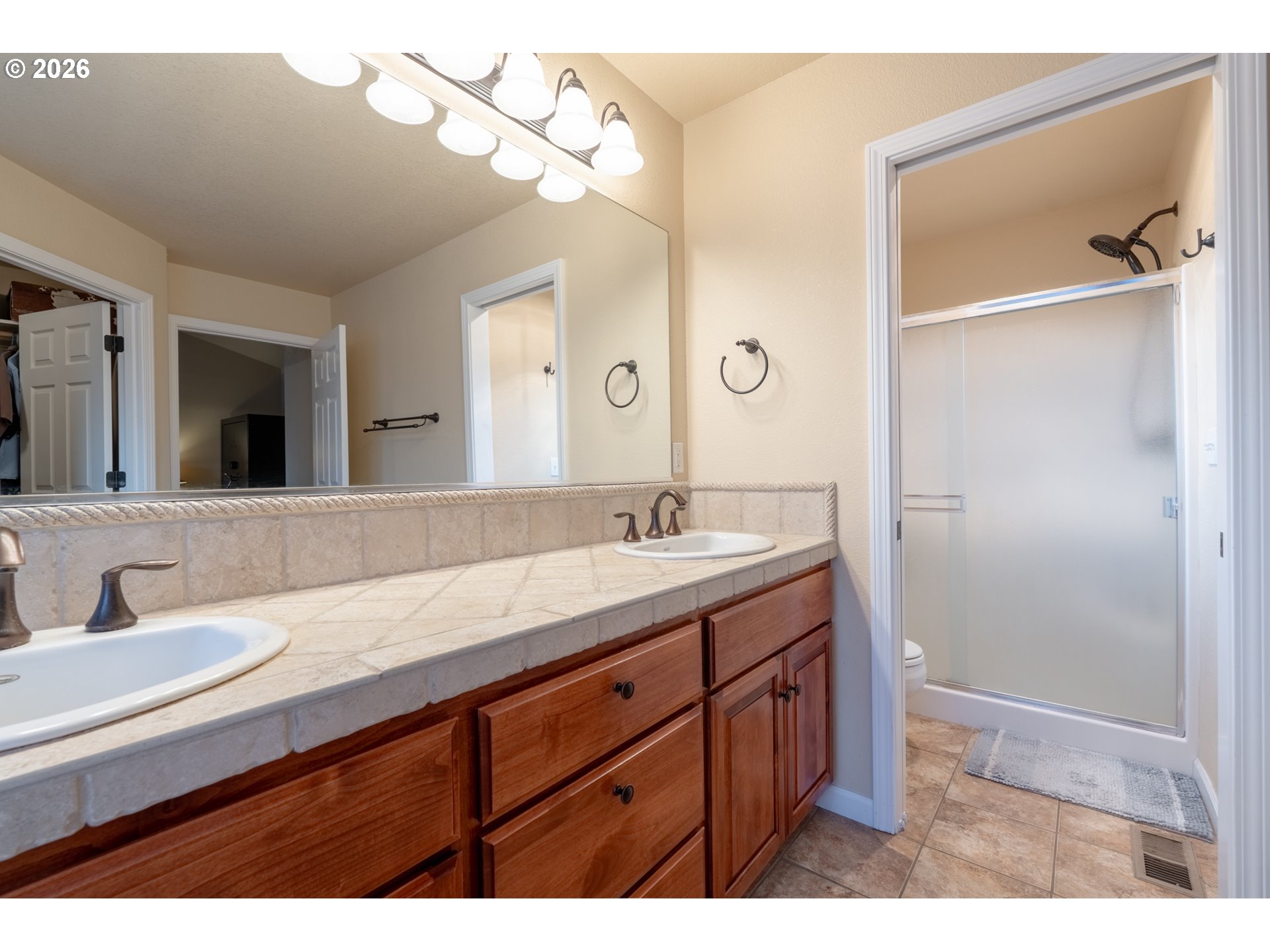 2558 Golfview Ave Property Photo 41