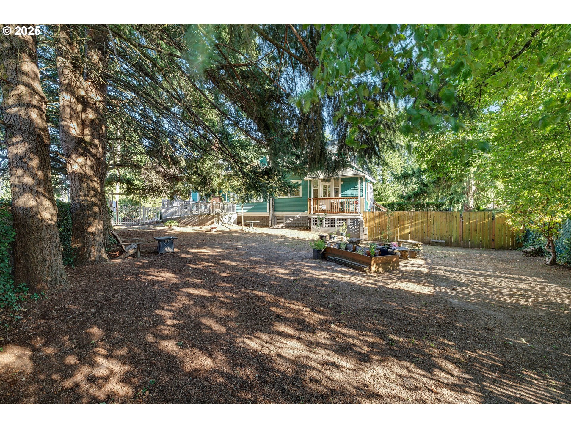 835 N Main Ave Property Photo 34