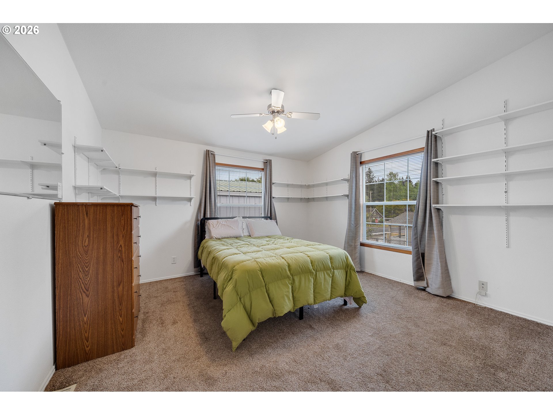 9750 5th St Property Photo 15