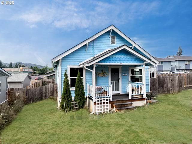 1732 E Washington Ave Property Photo 1
