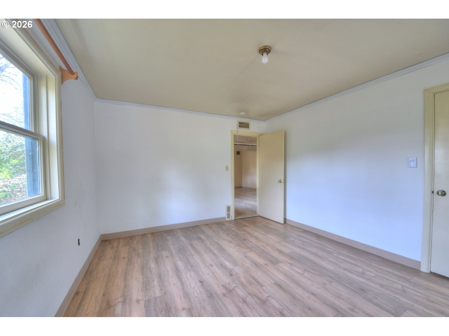 605 Fulvue Dr Property Photo 23
