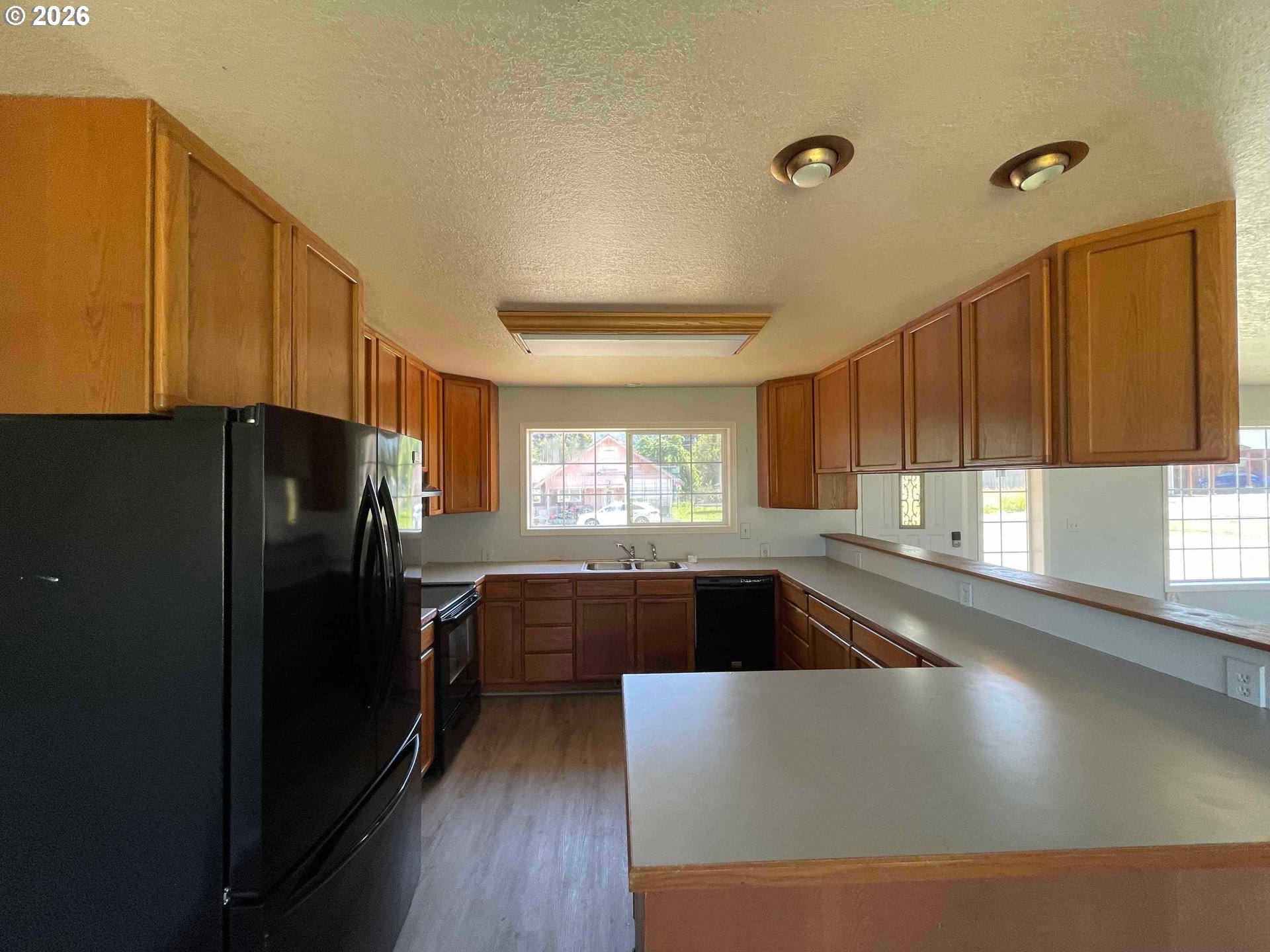 151 E Date St Property Photo 19