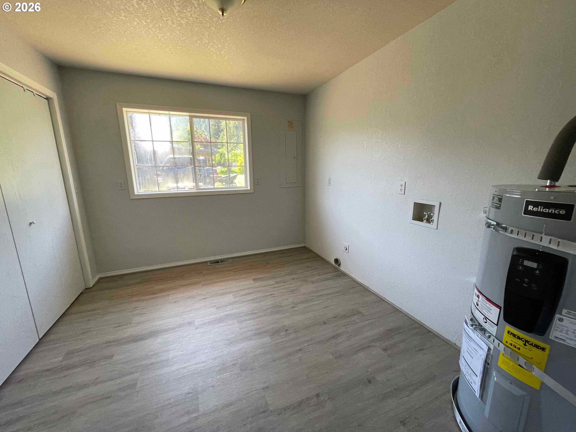 151 E Date St Property Photo 35