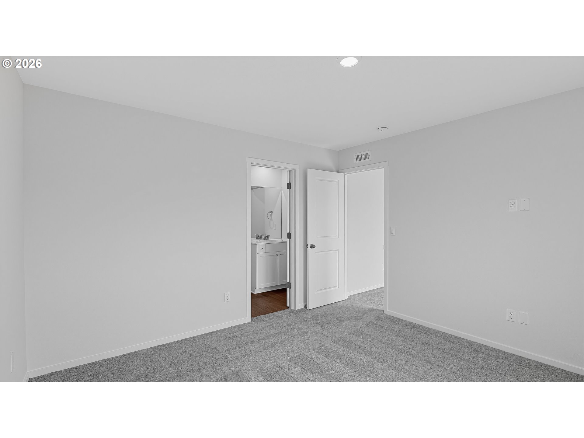 658 Minnesota St Property Photo 13