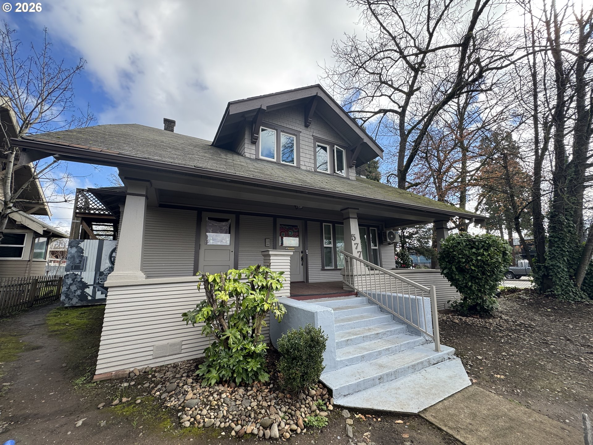 577 Madison St Property Photo 1