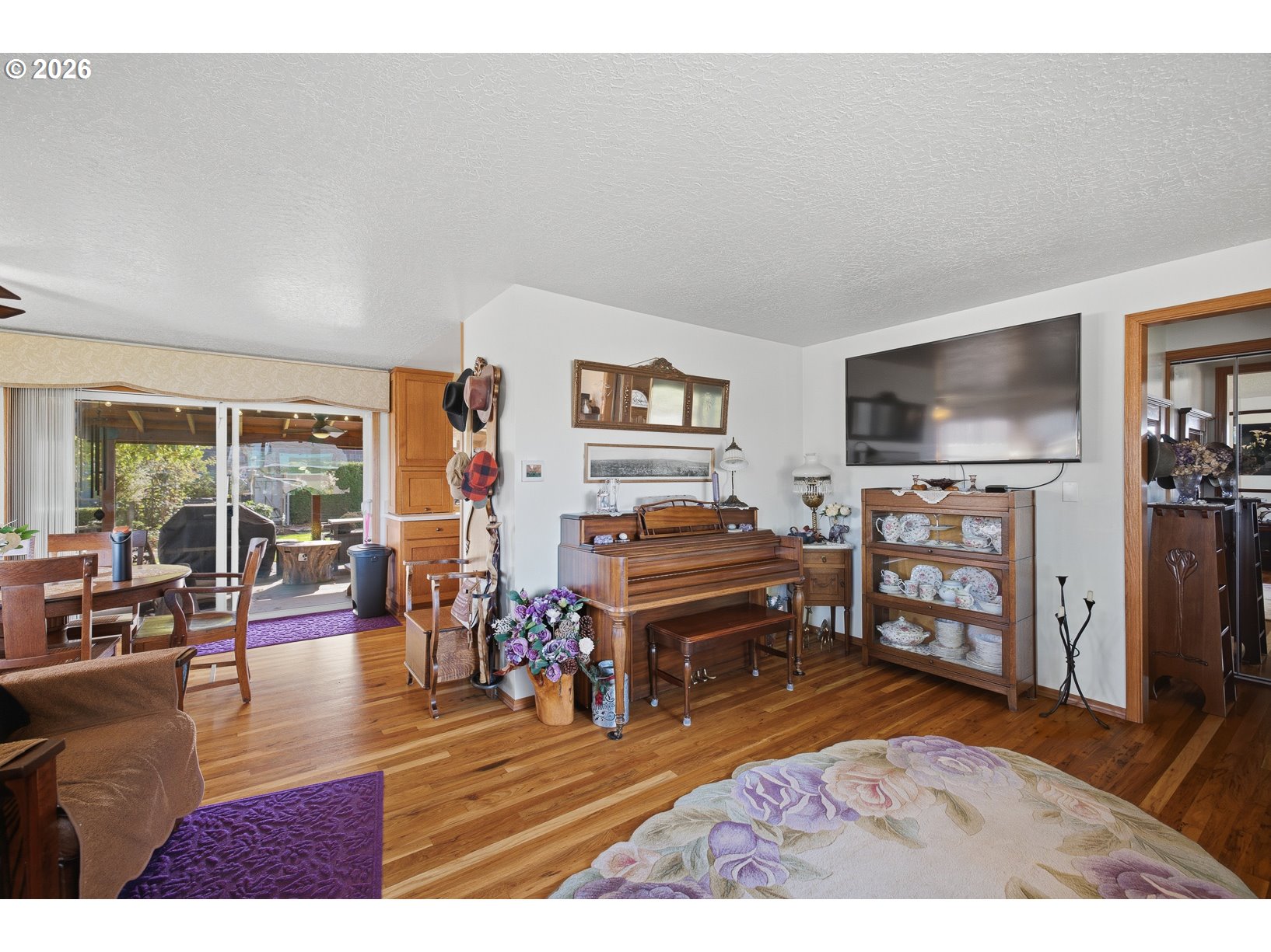 1700 Rainier Rd Property Photo 9