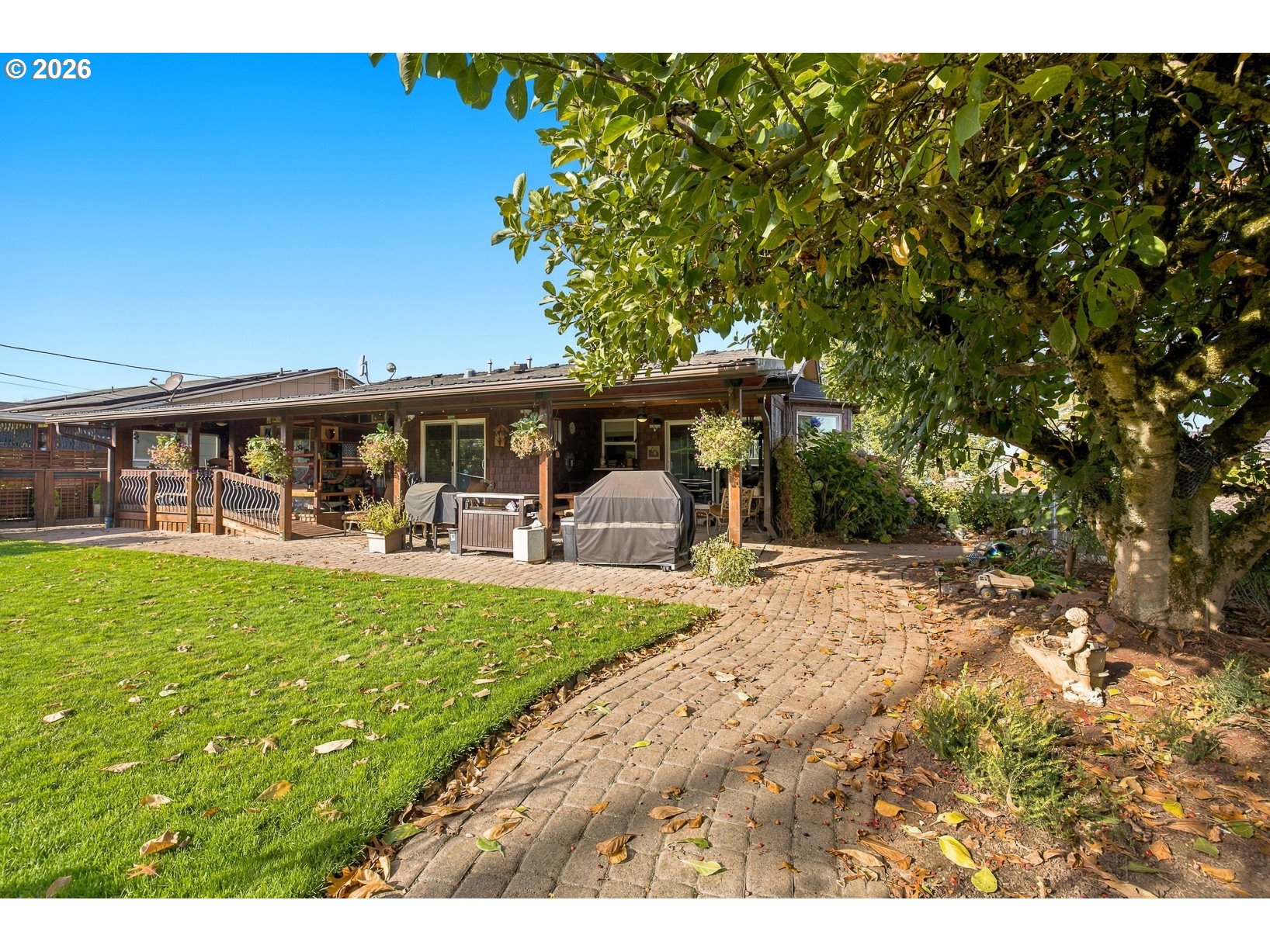 1700 Rainier Rd Property Photo 45