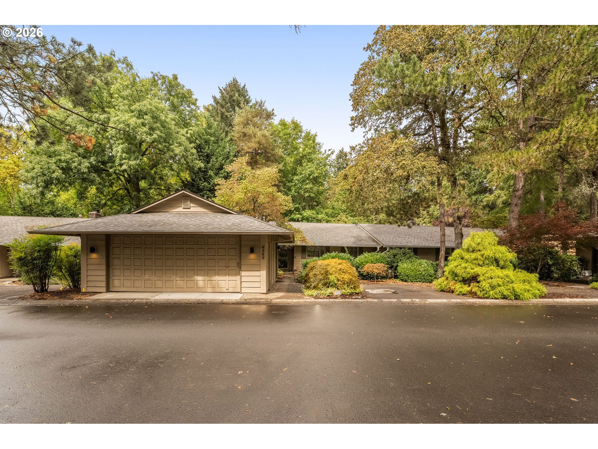 4363 Woodside Cir Property Photo 1