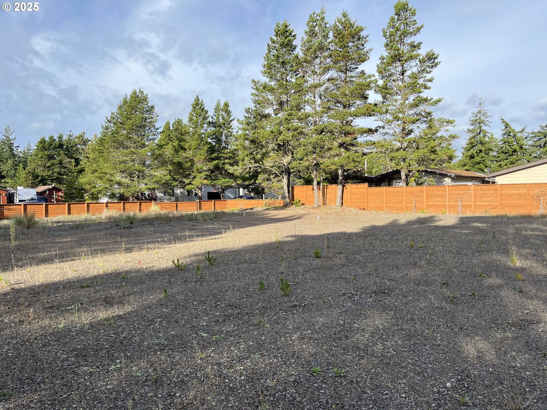 Nordahl Rd Property Photo 16