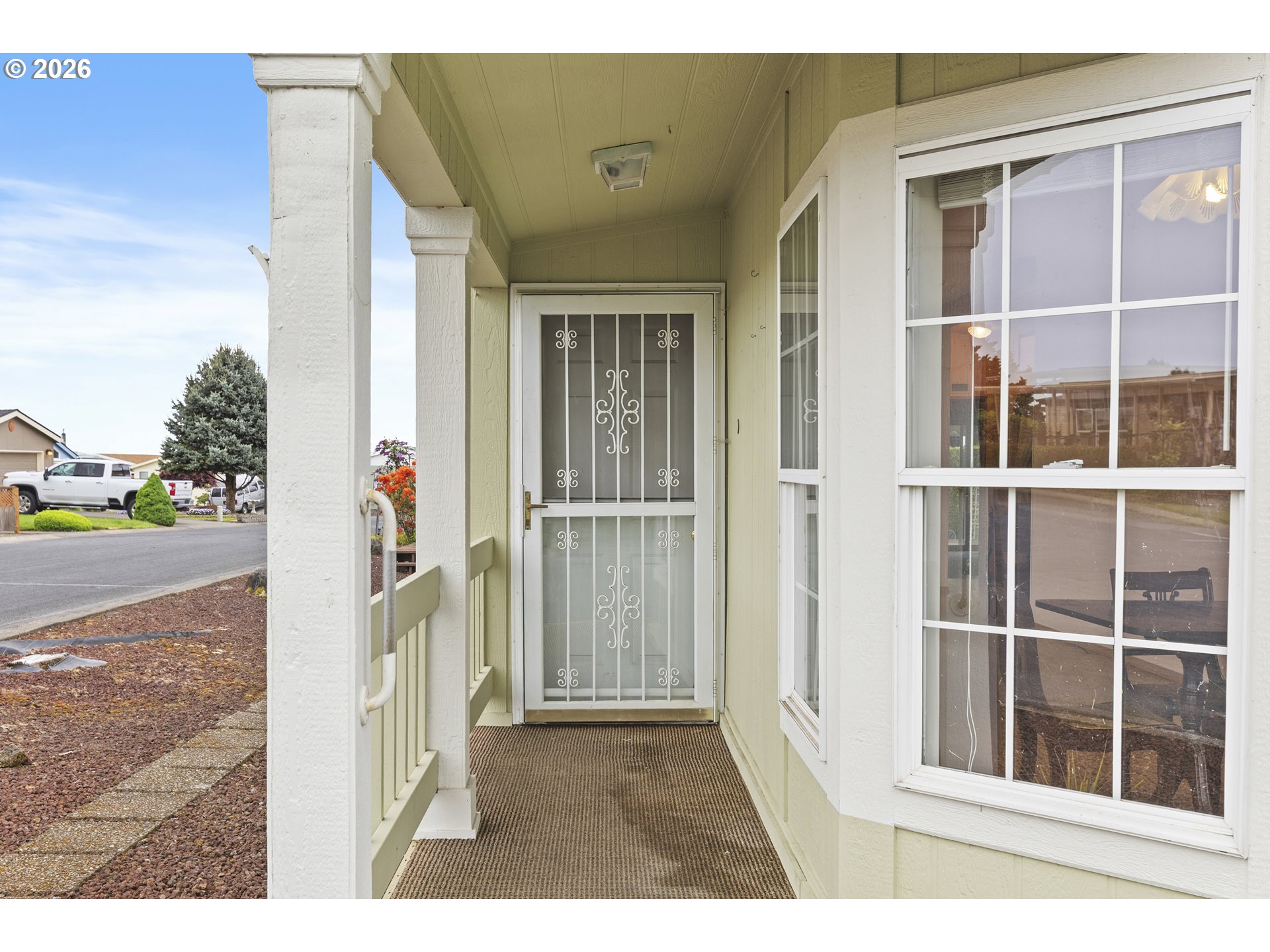 33720 Se Springlake Dr Property Photo 3