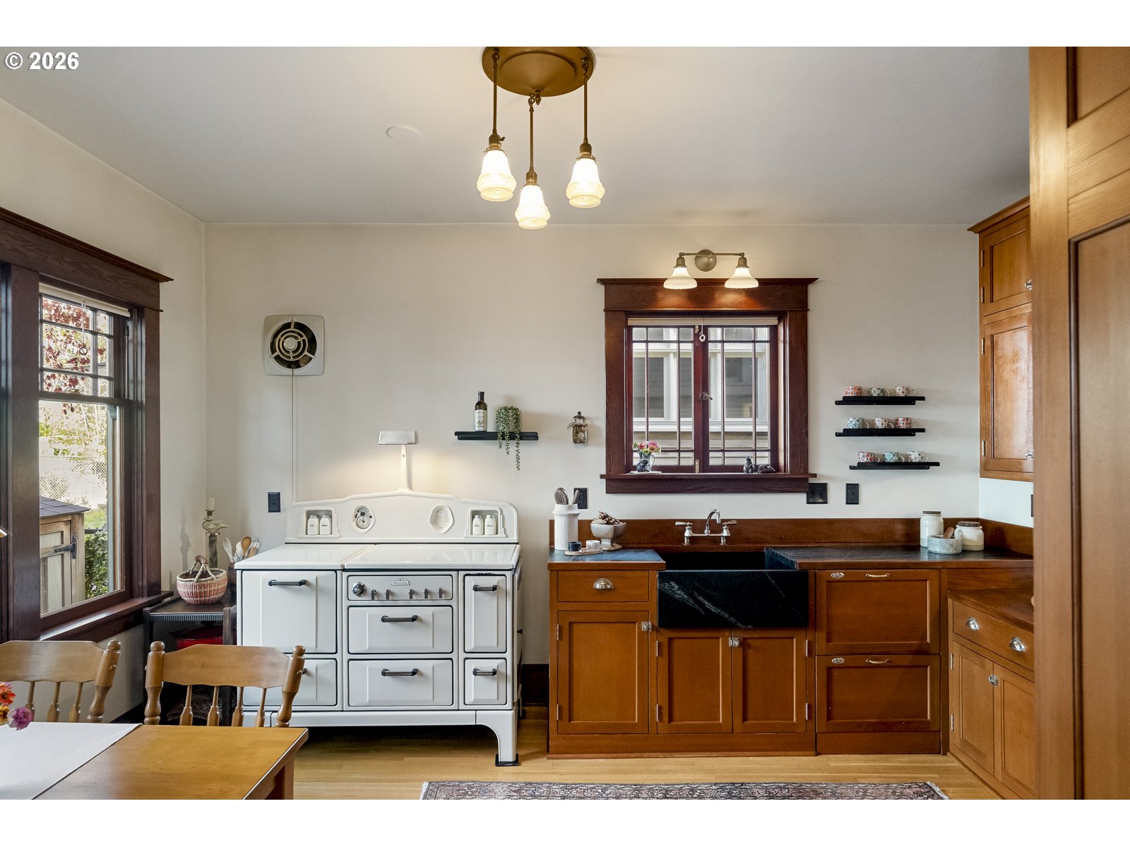1307 Ne Hancock St Property Photo 16