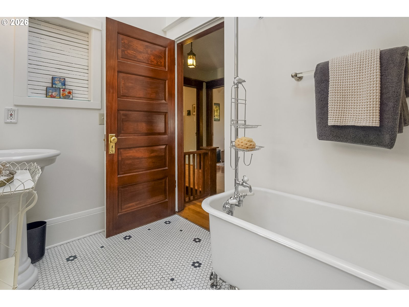 1307 Ne Hancock St Property Photo 32