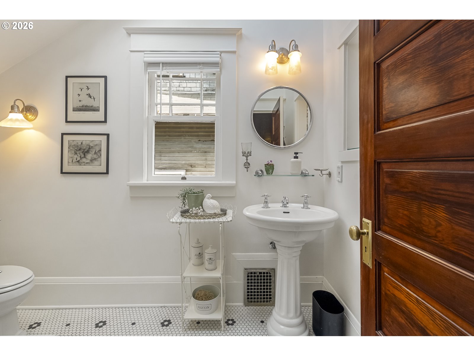 1307 Ne Hancock St Property Photo 33