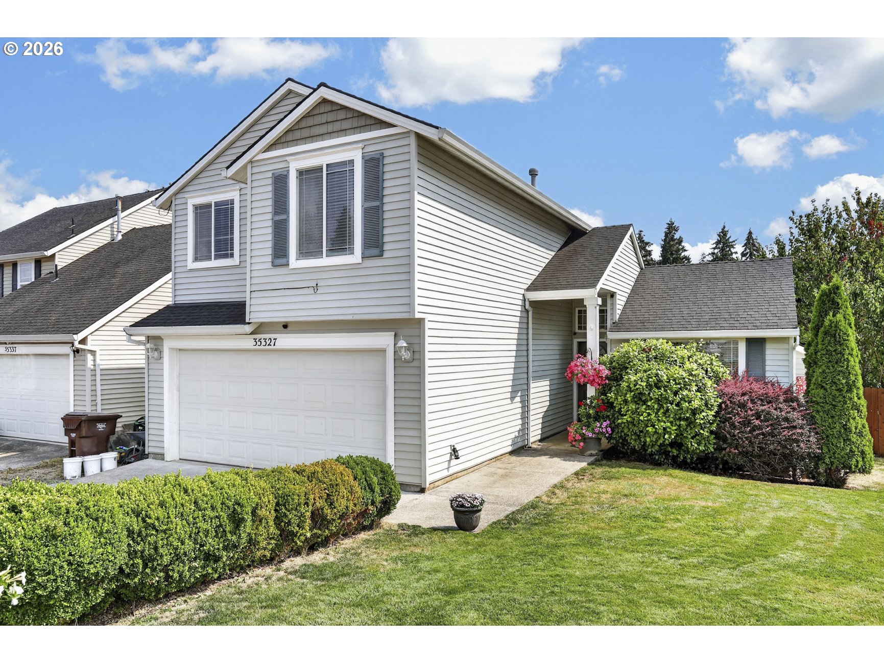 35327 HELENS WAY Property Photo 1