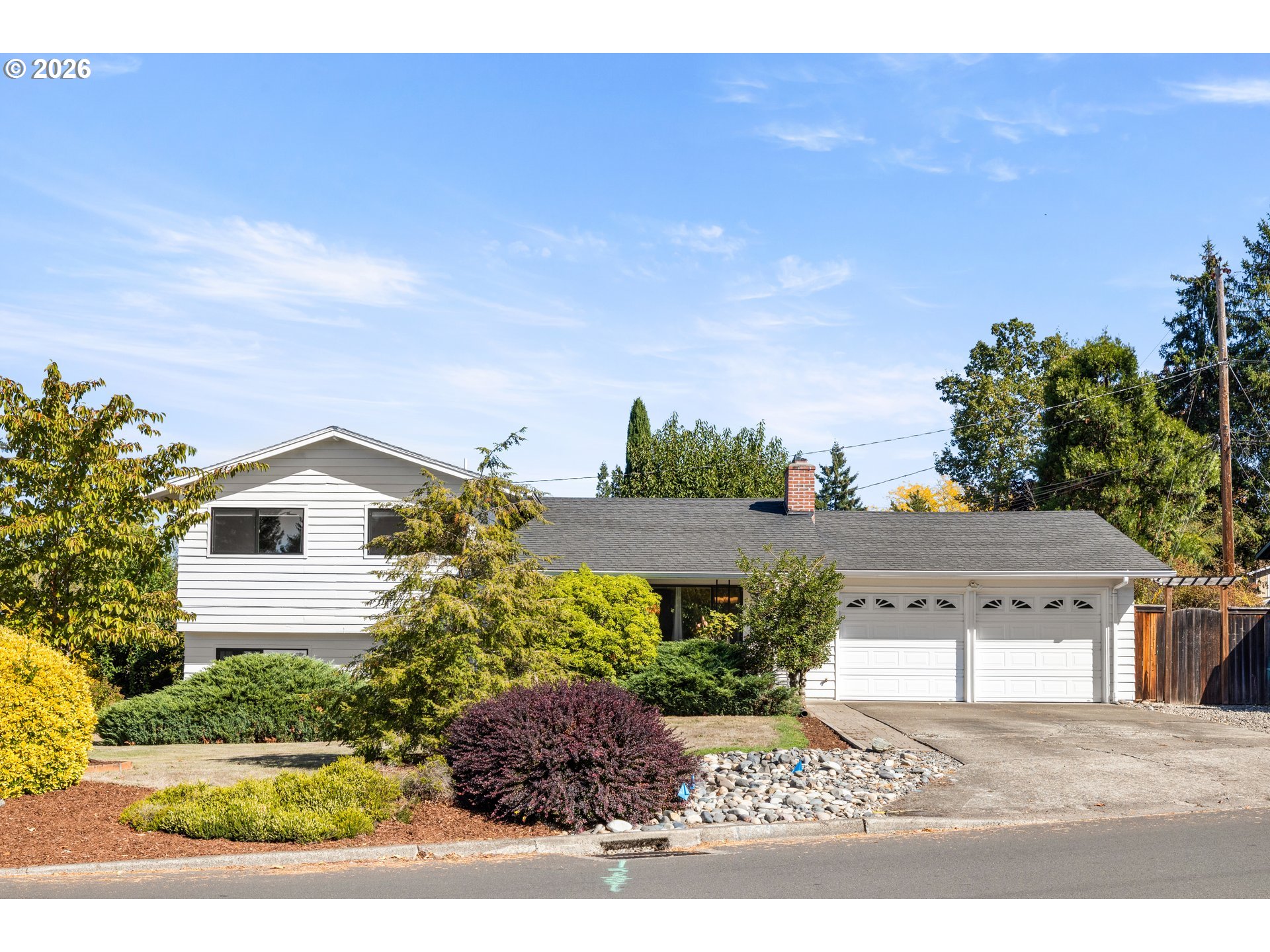 13795 Sw Park Way Property Photo 1