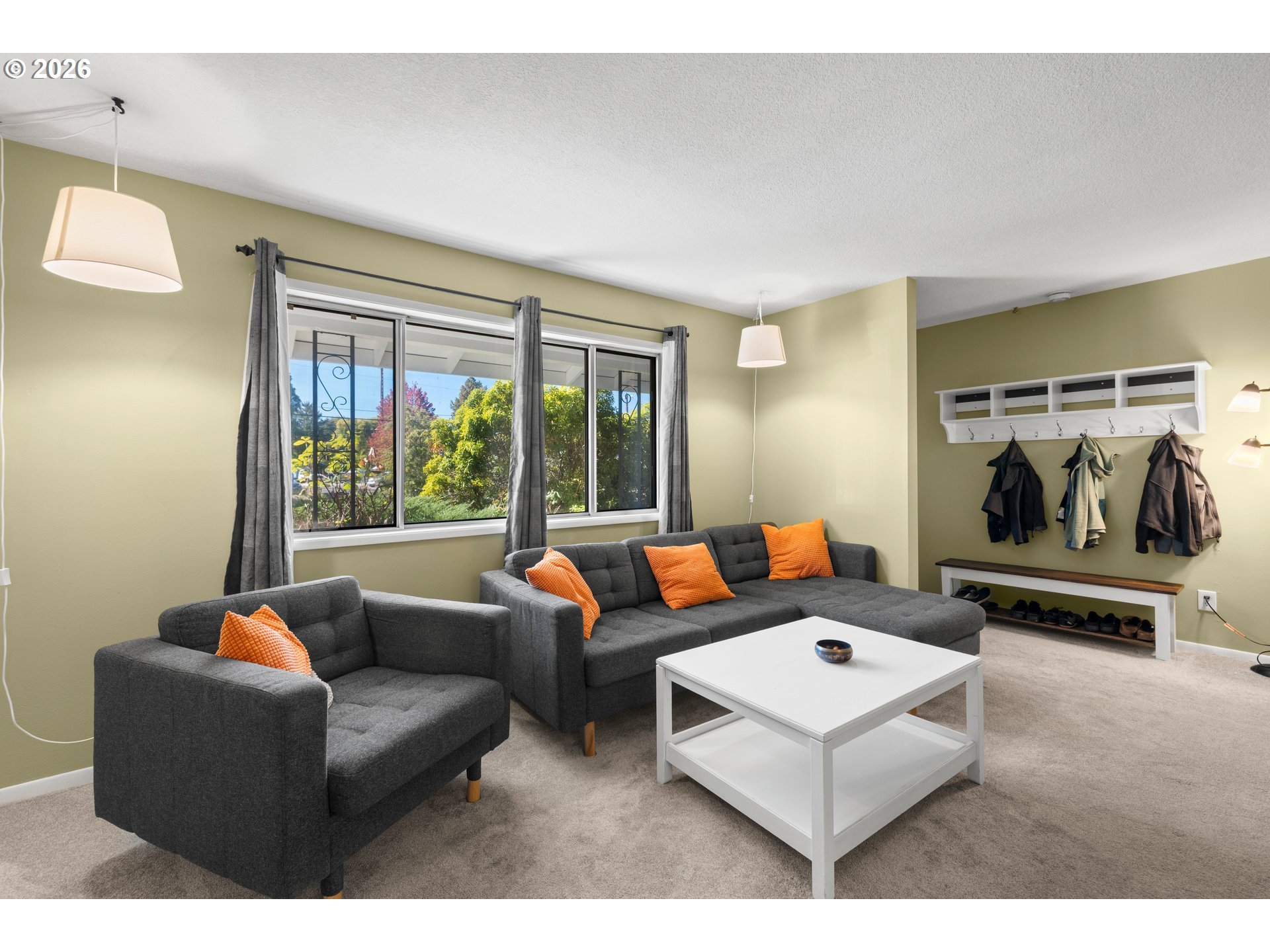 13795 Sw Park Way Property Photo 3