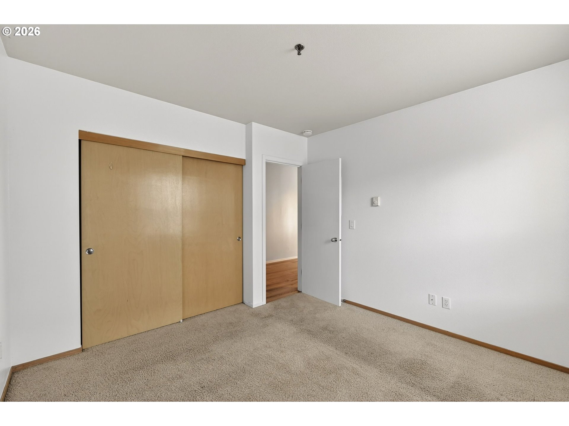 410 Nw Uptown Ter 3-b Property Photo 26