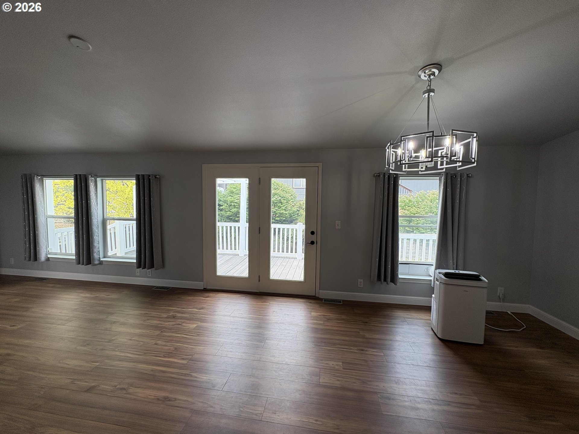 206 Autim St Property Photo 5
