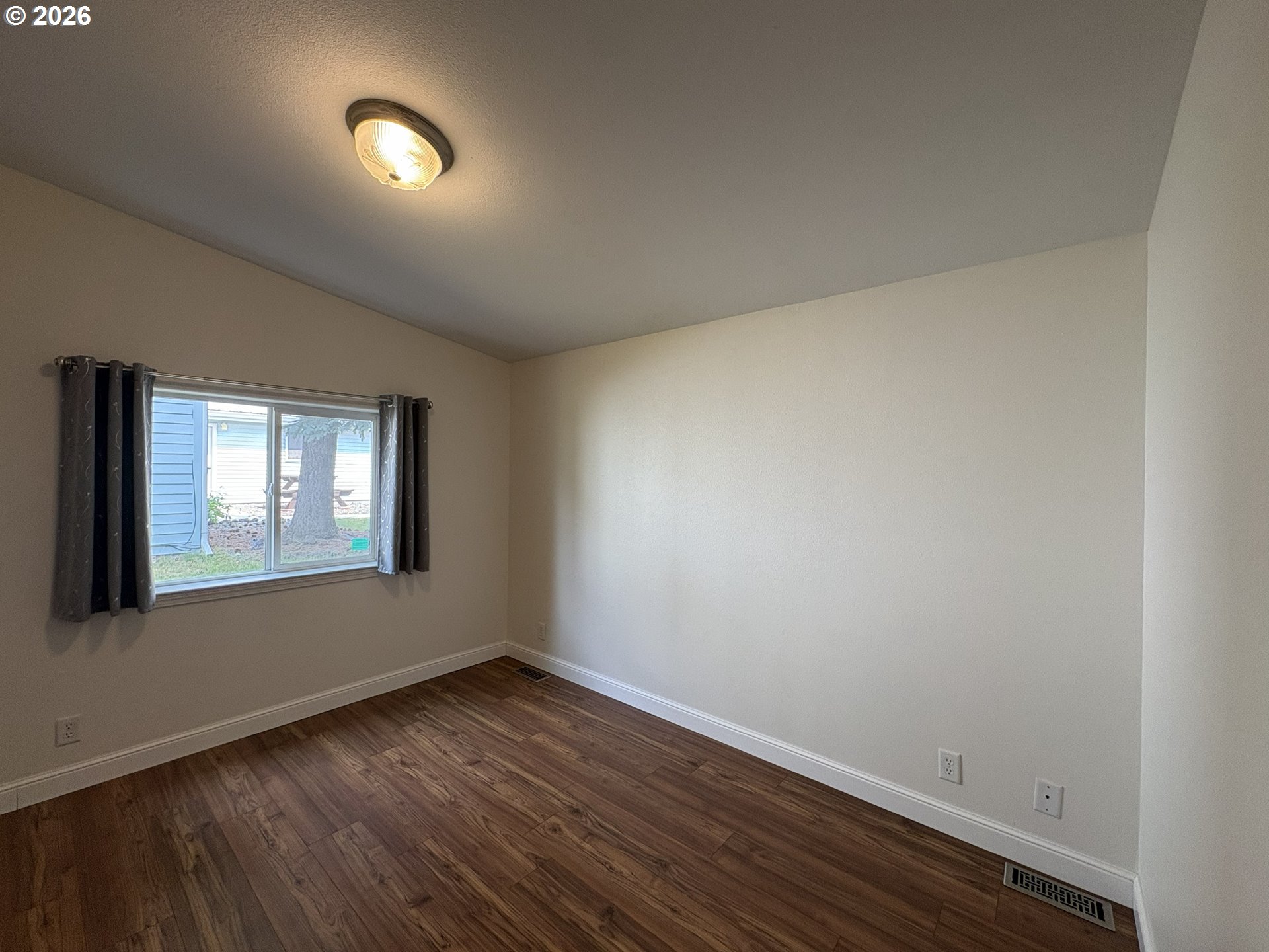 206 Autim St Property Photo 21