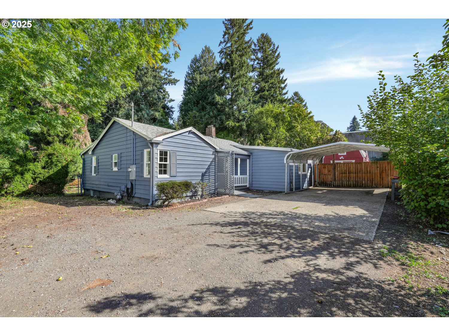 8940 Se Stanley Pl Property Photo 1