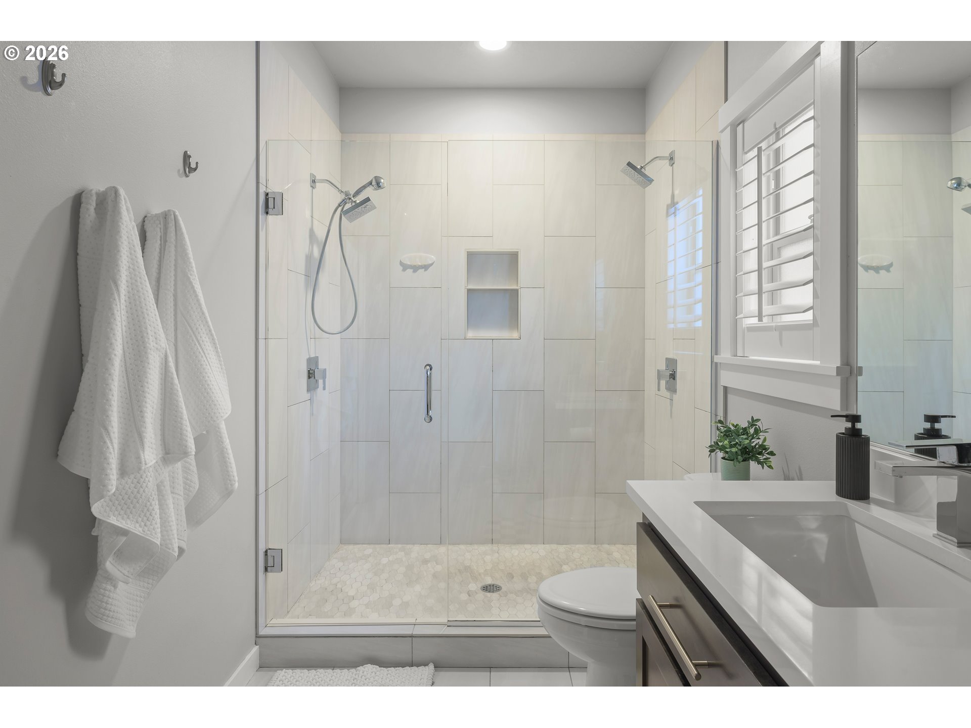 4417 Wendover St Property Photo 17