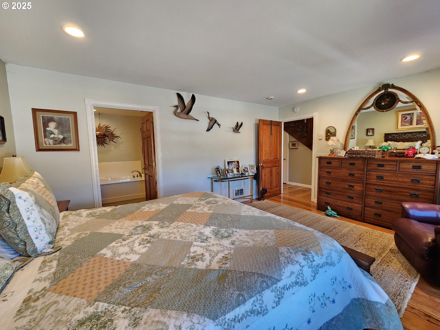 1126 Washington St Property Photo 12