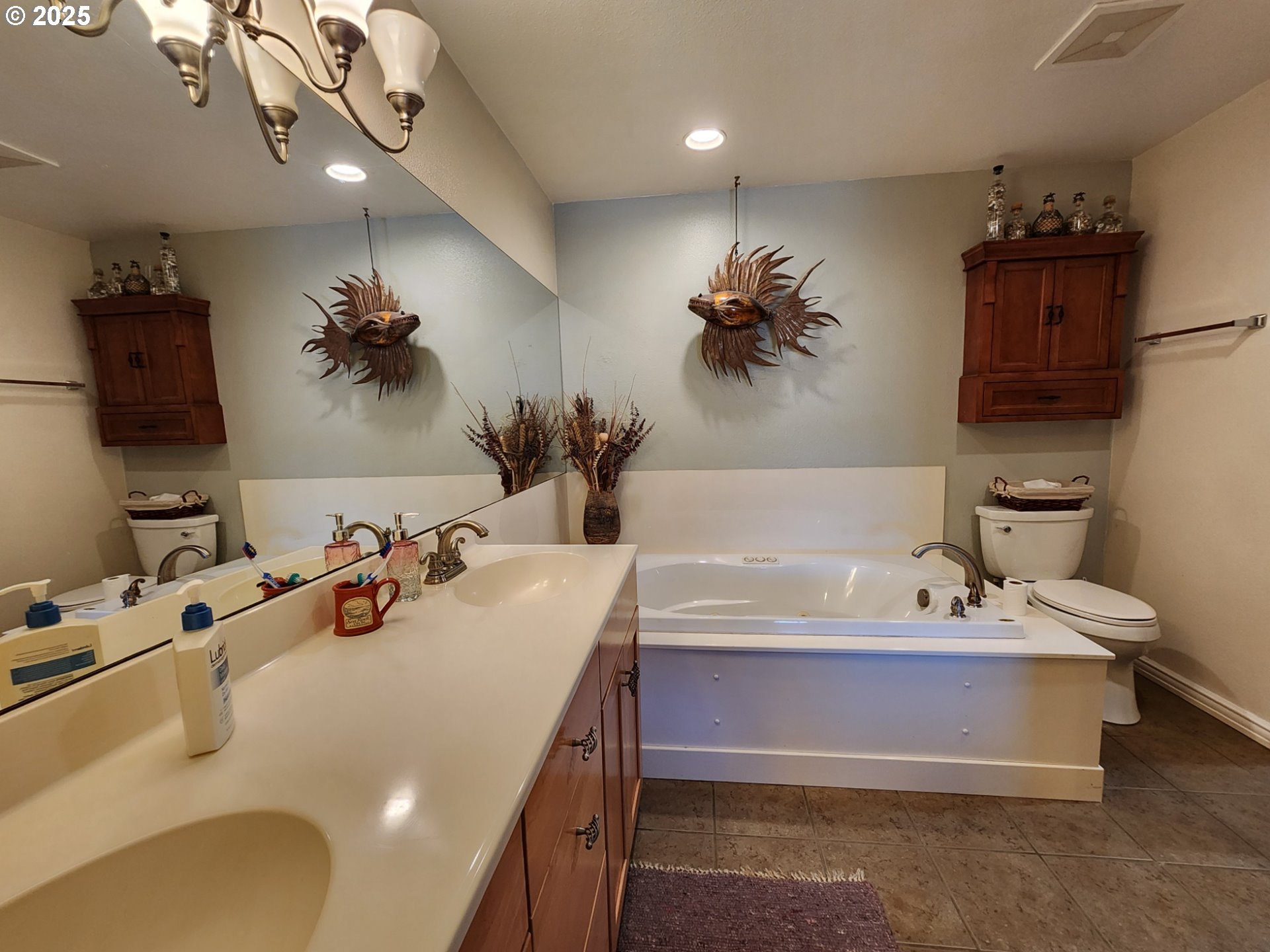 1126 Washington St Property Photo 13