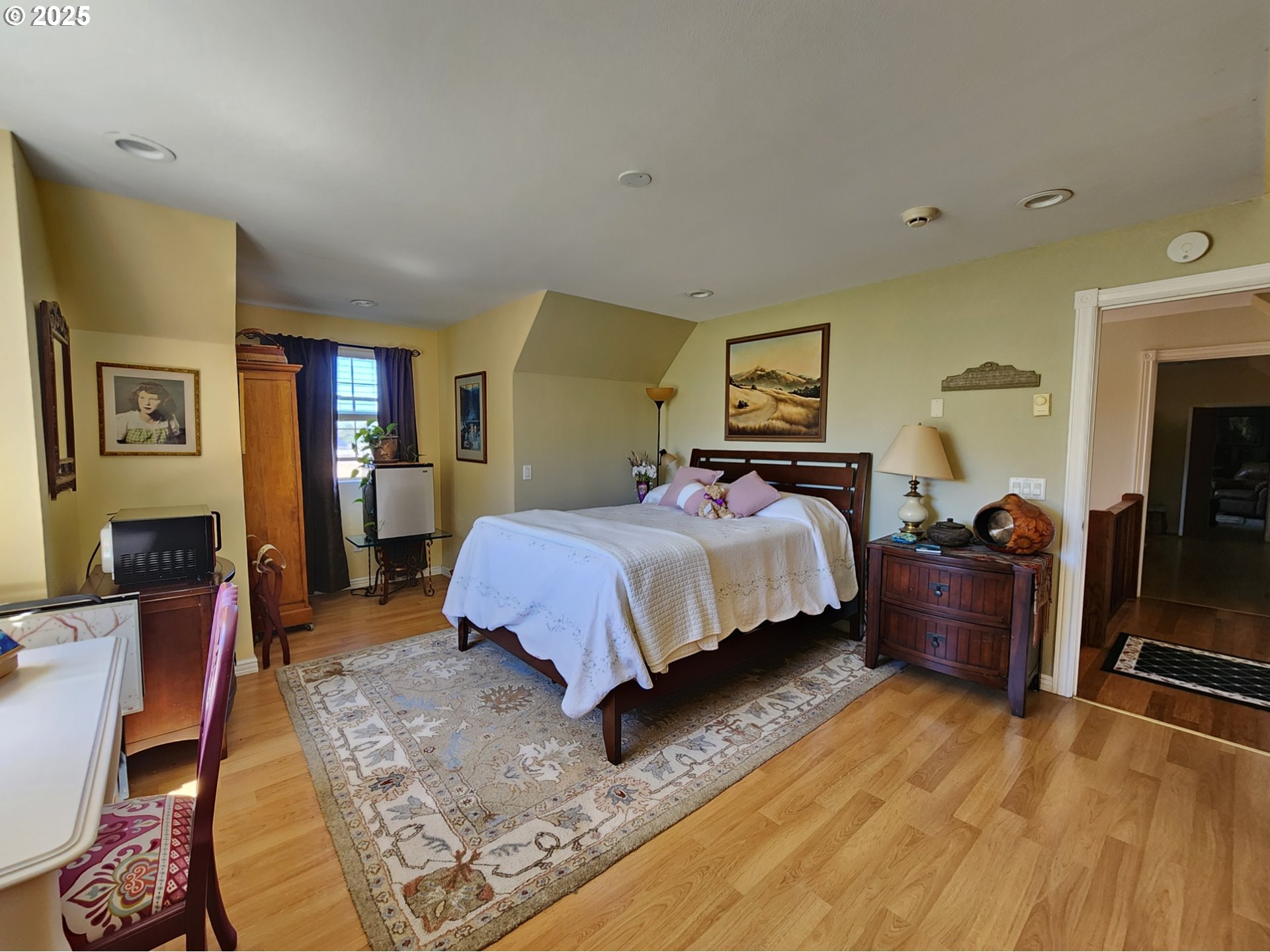 1126 Washington St Property Photo 18