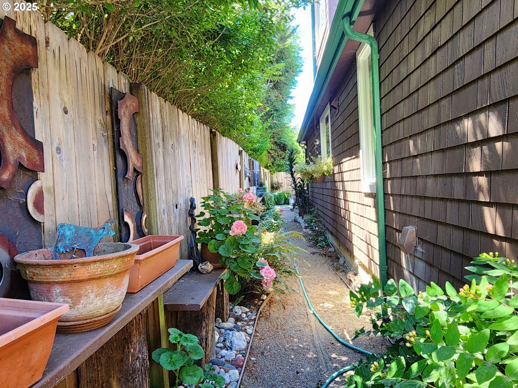 1126 Washington St Property Photo 27
