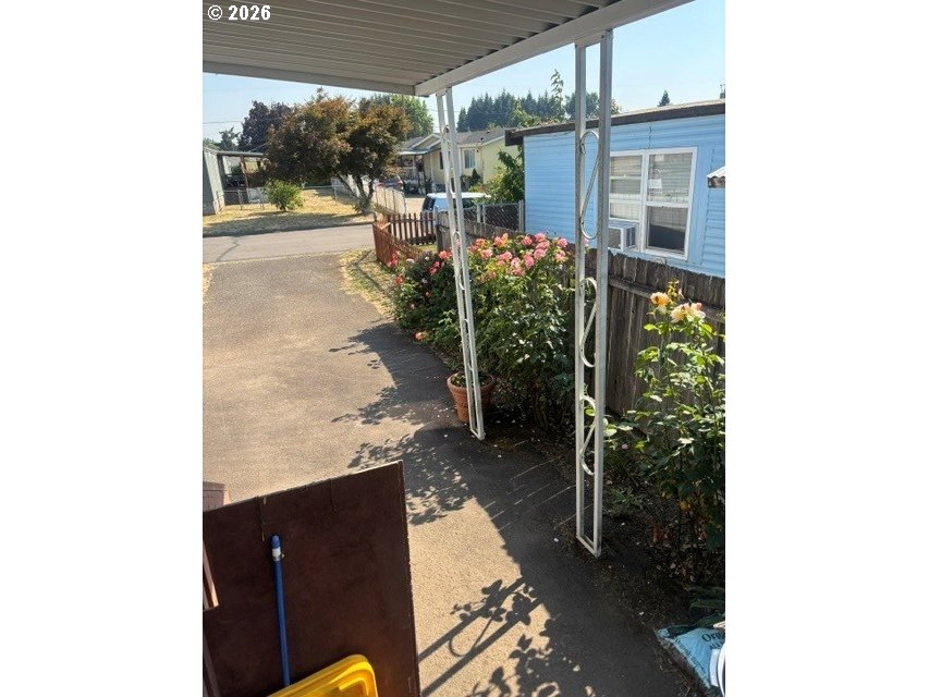 34185 El Roble Ave Property Photo 2