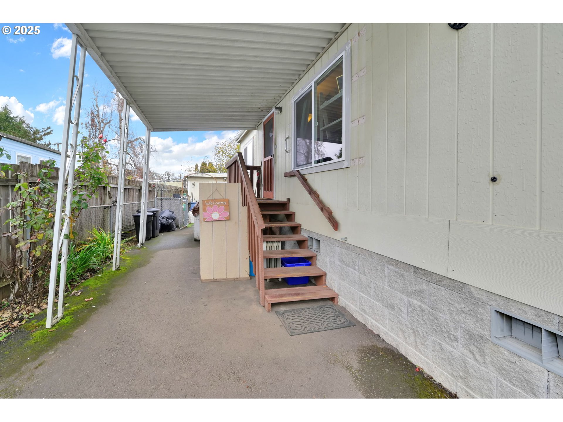 34185 El Roble Ave Property Photo 4