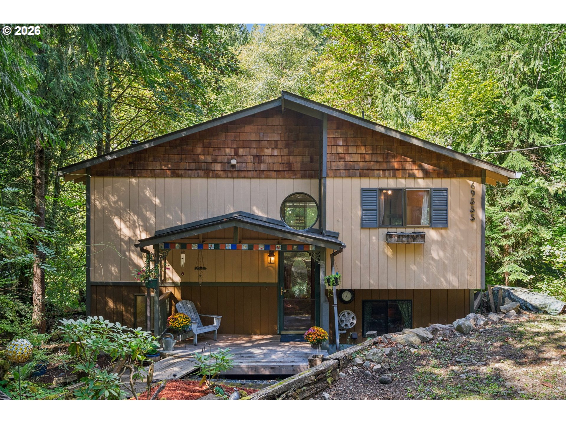 69555 E FAIRWAY AVE Property Photo 1