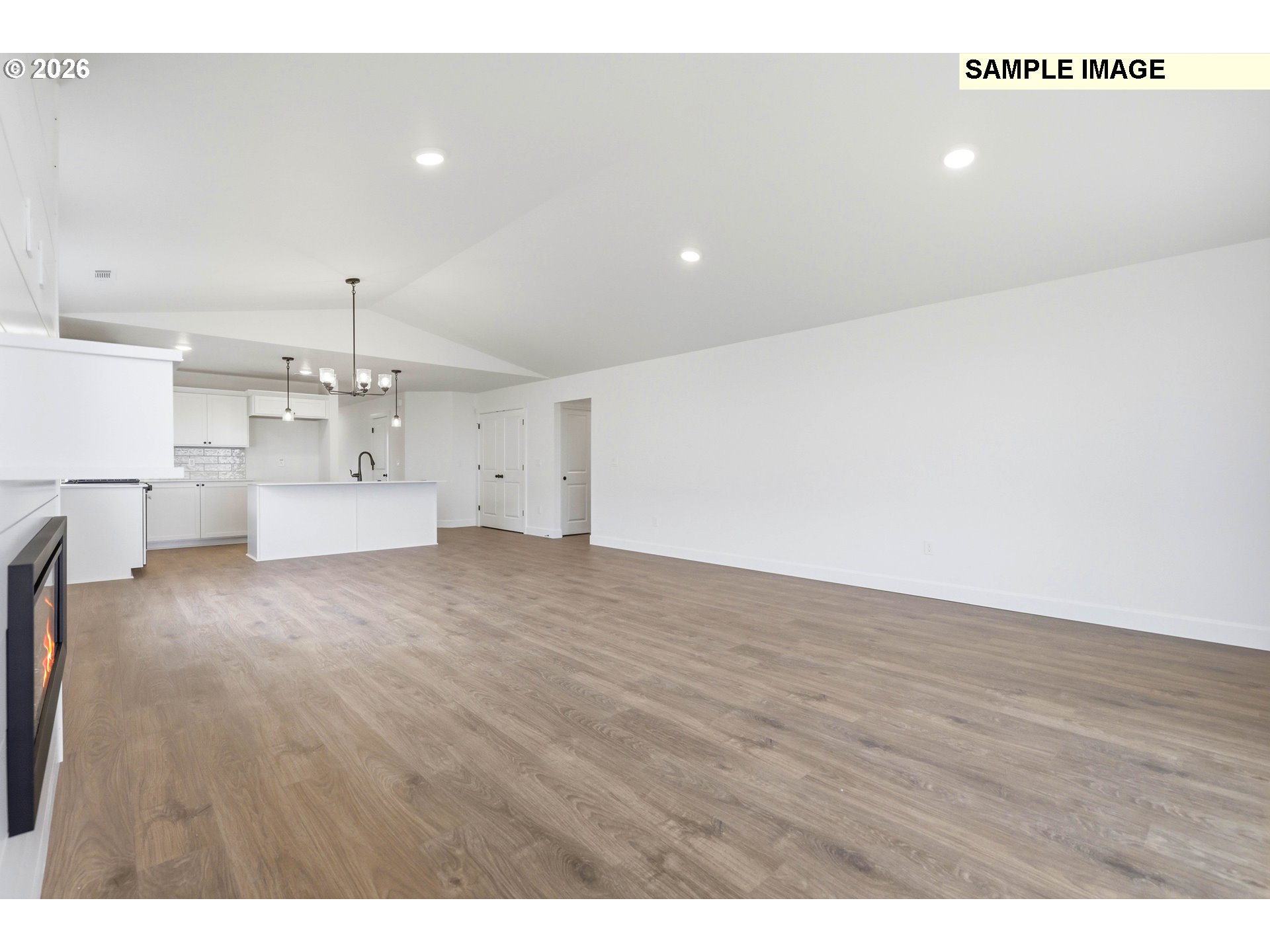 894 E Maple Brook Ave Property Photo 14