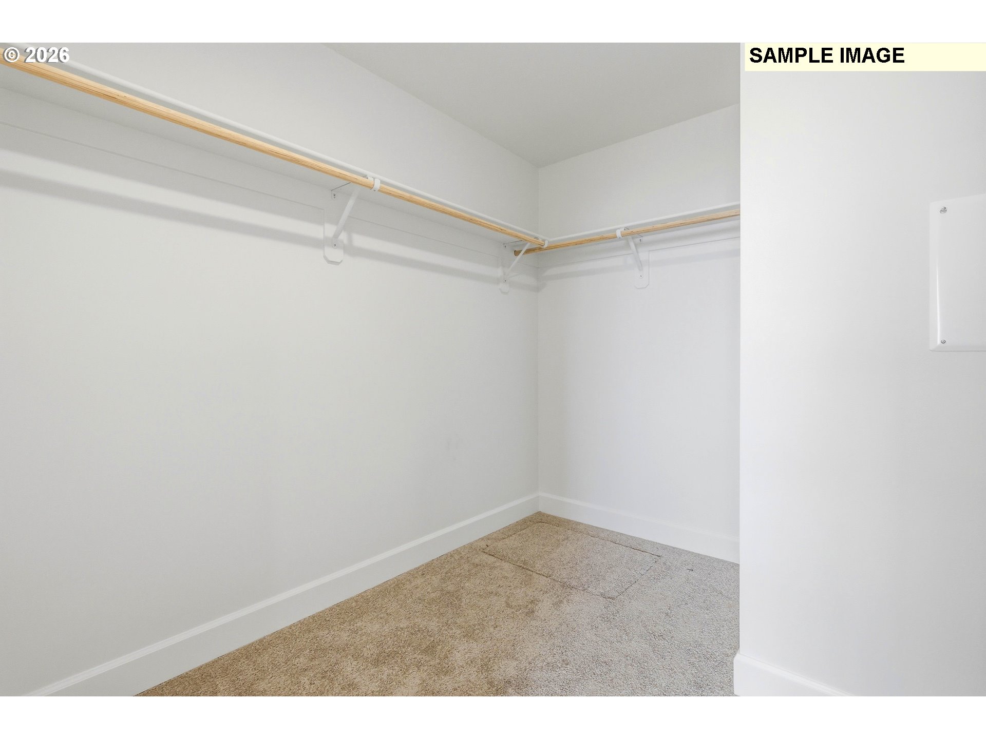 894 E Maple Brook Ave Property Photo 17
