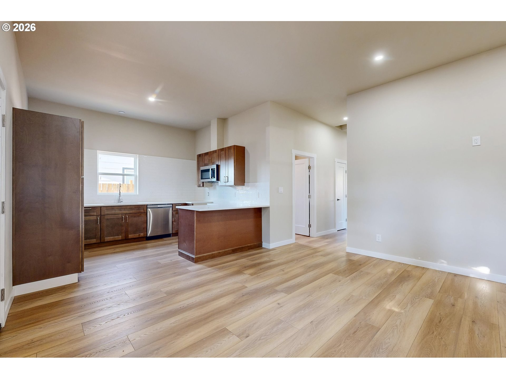 1211 Chestnut St Property Photo 2