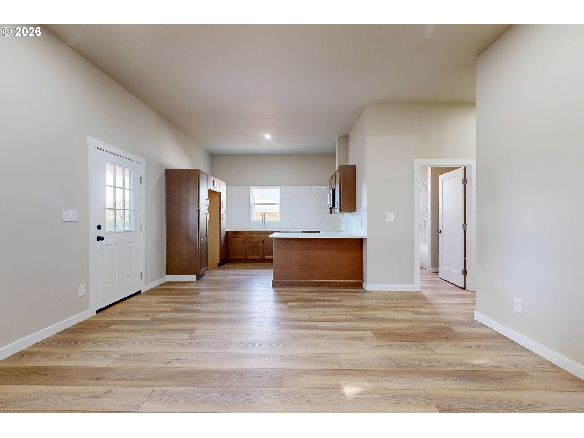 1211 Chestnut St Property Photo 4