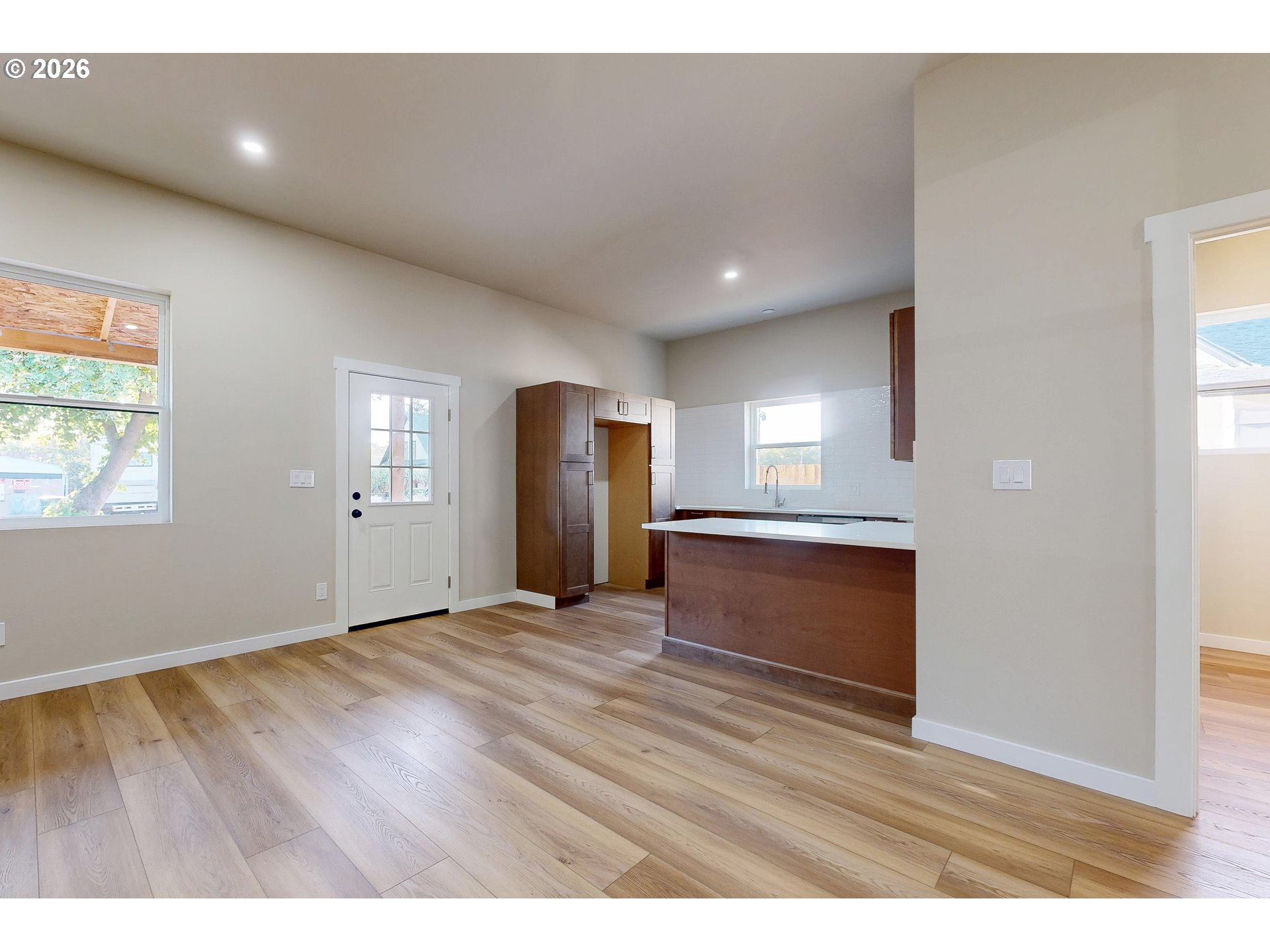 1211 Chestnut St Property Photo 5