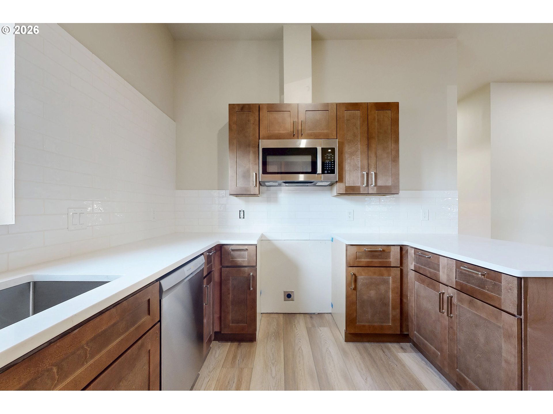 1211 Chestnut St Property Photo 8
